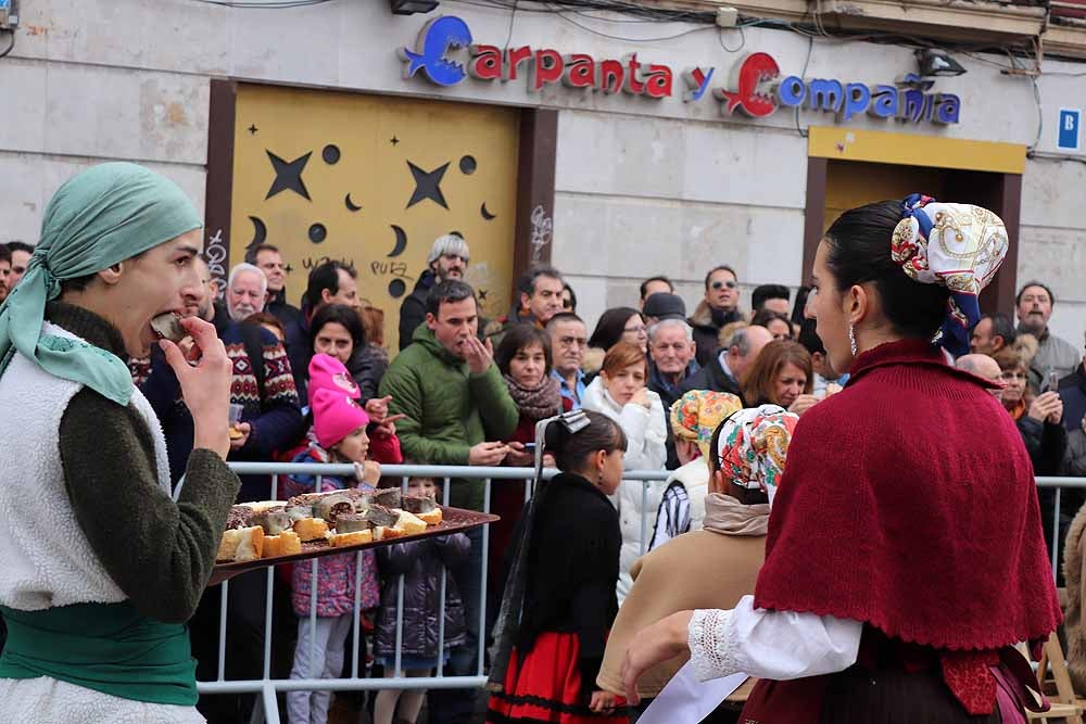 Fotos: Los Cucos celebran con los burgaleses su Fiesta de la Matanza