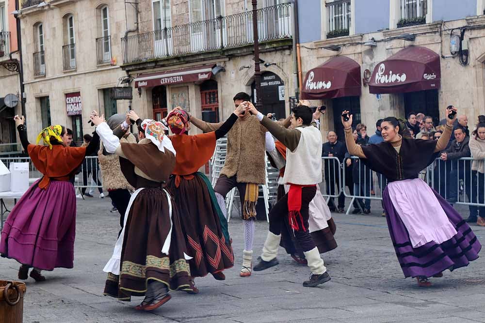 Fotos: Los Cucos celebran con los burgaleses su Fiesta de la Matanza