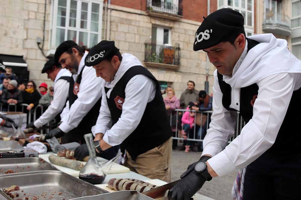 Fotos: Los Cucos celebran con los burgaleses su Fiesta de la Matanza