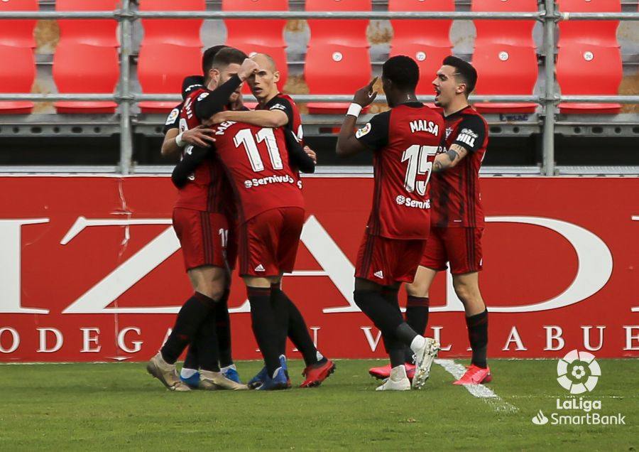 Fotos: Imágenes del partido de liga entre el Mirandés y el Albacete