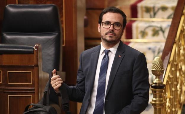 El ministro de Consumo, Alberto Garzón, abandonando el Congreso 