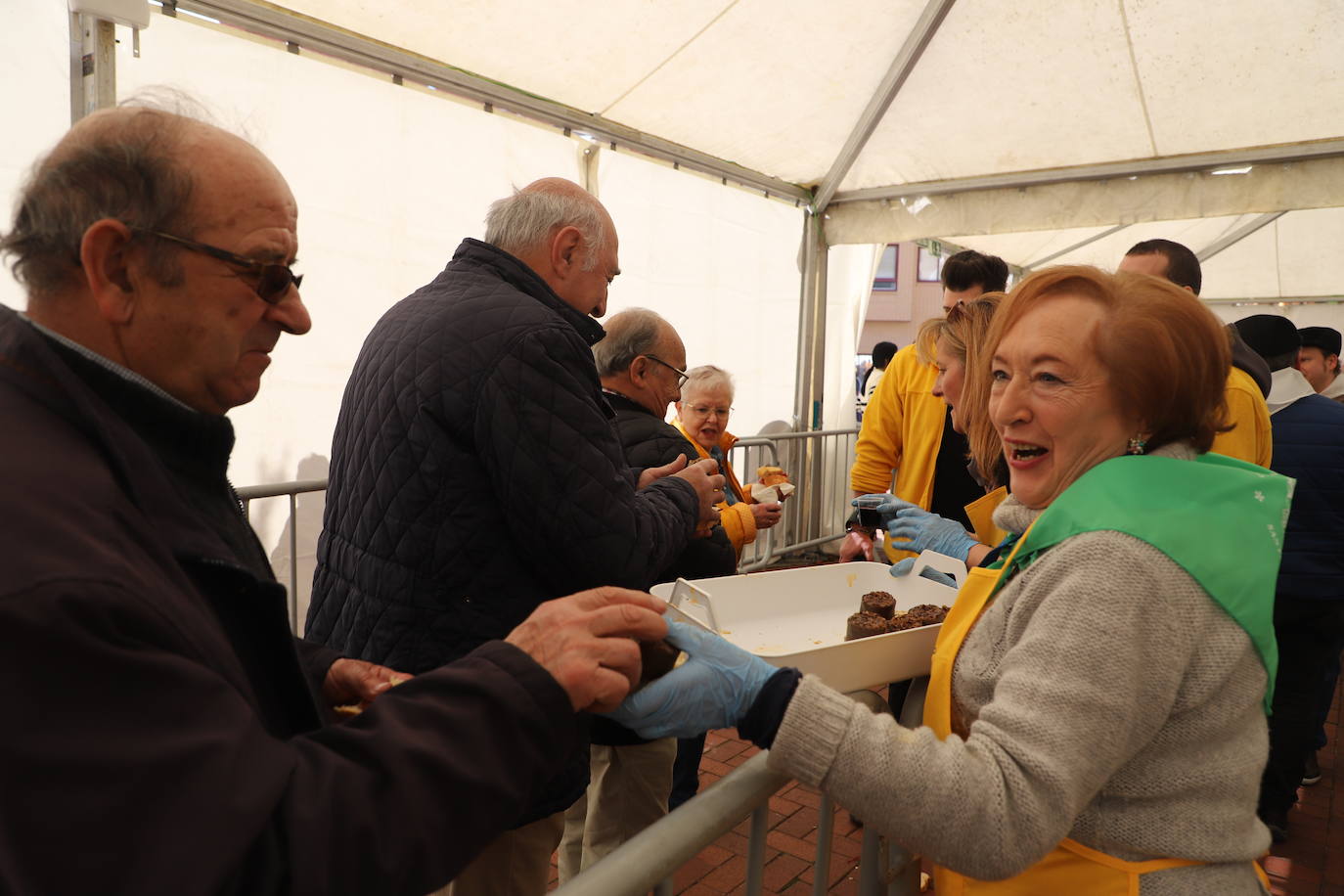 Fotos: La cecina, protagonista de San Pedro de la Fuente