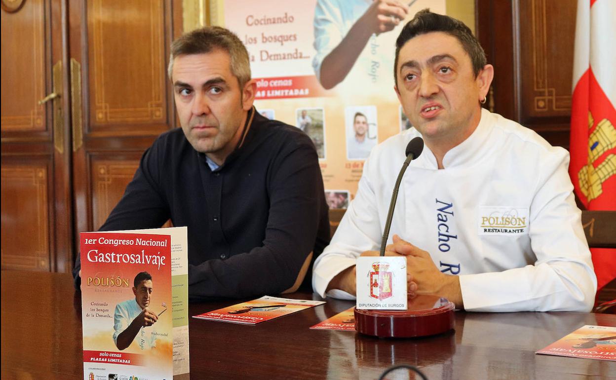 El cocinero Nacho Rojo en la presentación del congreso gastronómico. 