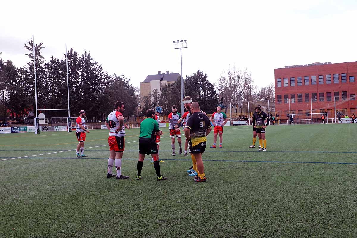 La afición se entregó con los gualdinegros que cosecharon otra victoria en casa.