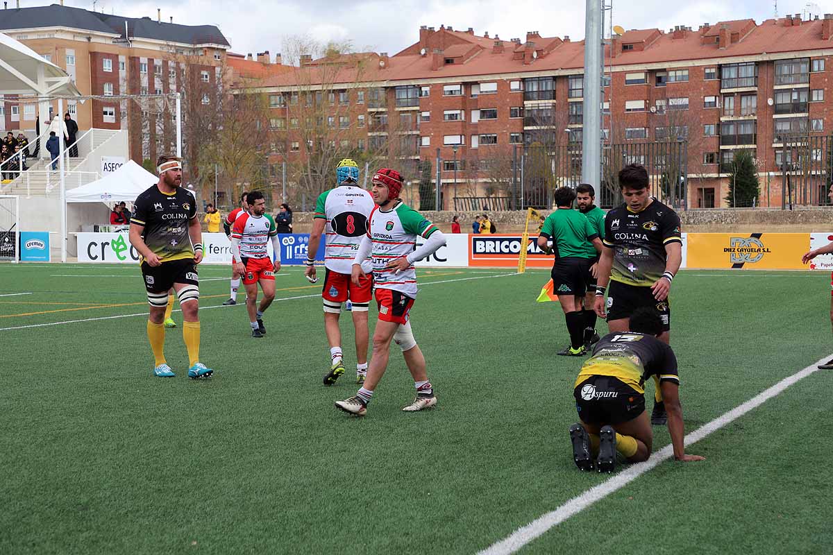 La afición se entregó con los gualdinegros que cosecharon otra victoria en casa.