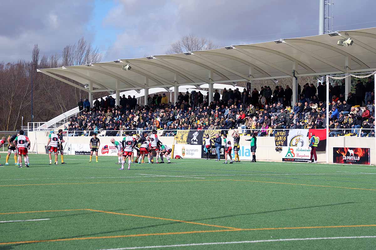 La afición se entregó con los gualdinegros que cosecharon otra victoria en casa.