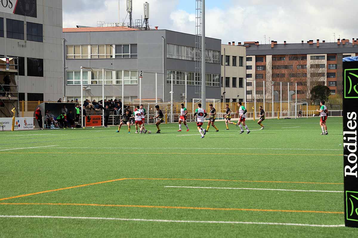 La afición se entregó con los gualdinegros que cosecharon otra victoria en casa.