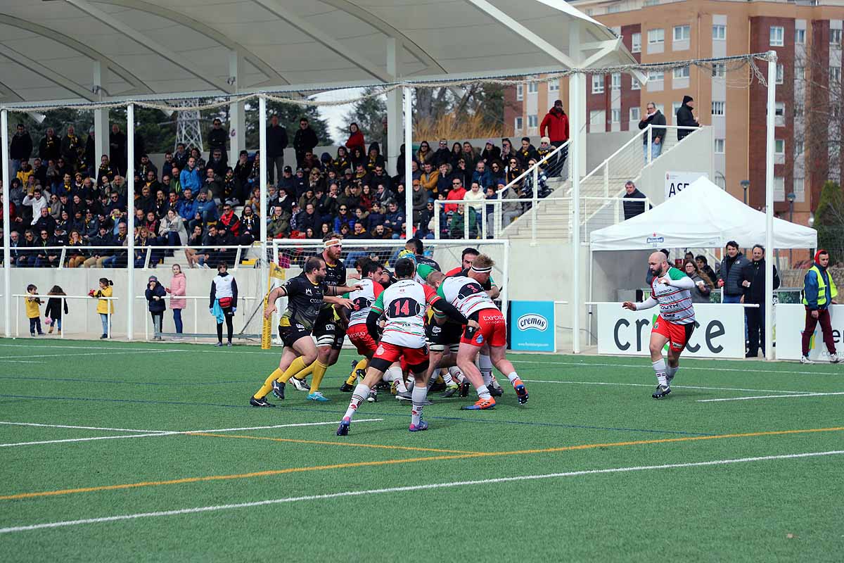 La afición se entregó con los gualdinegros que cosecharon otra victoria en casa.