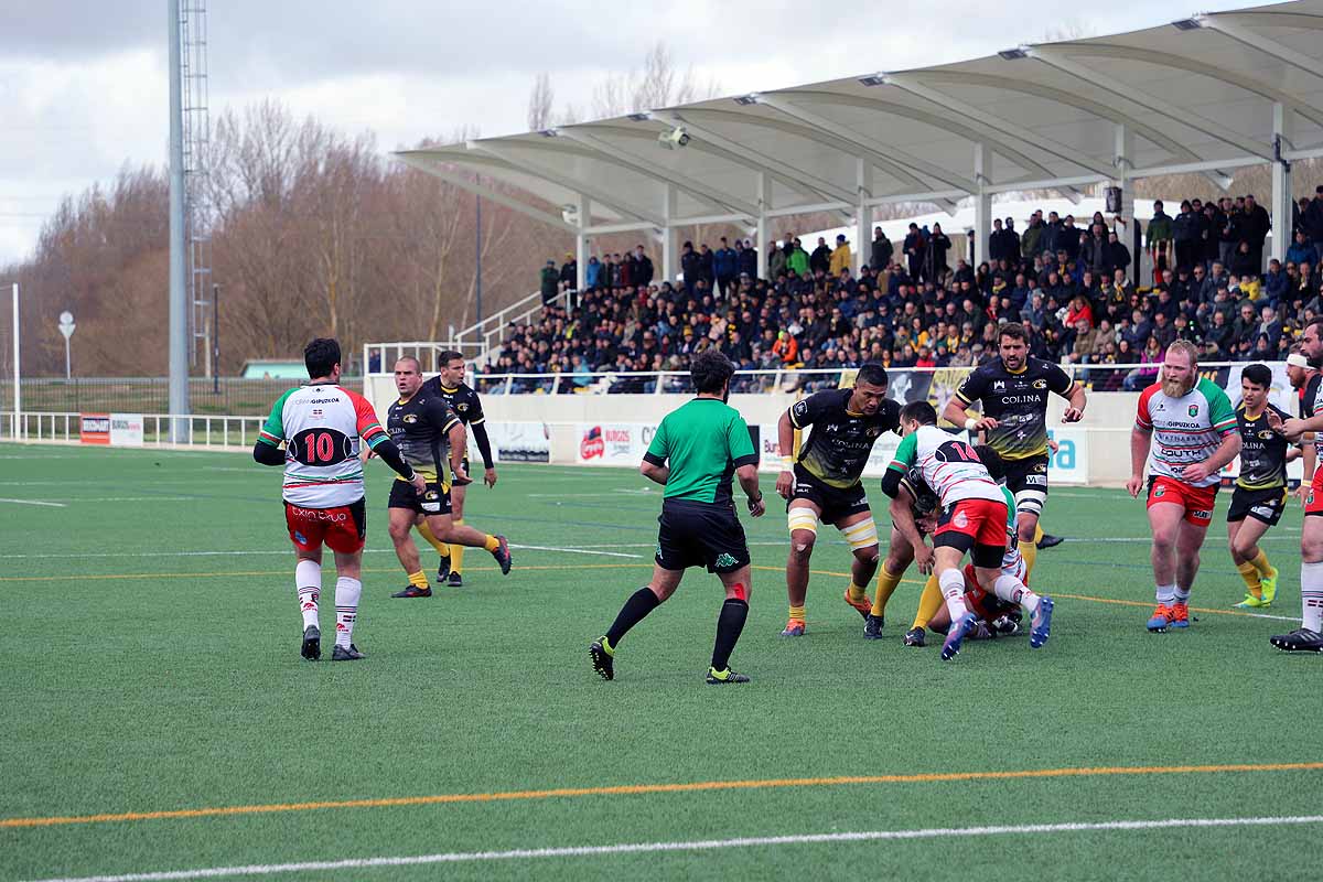 La afición se entregó con los gualdinegros que cosecharon otra victoria en casa.