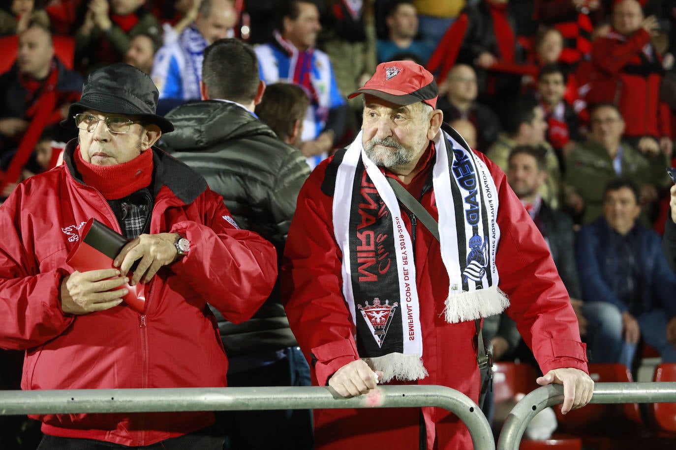 Fotos: Anduva vibra con su equipo a pesar de la derrota