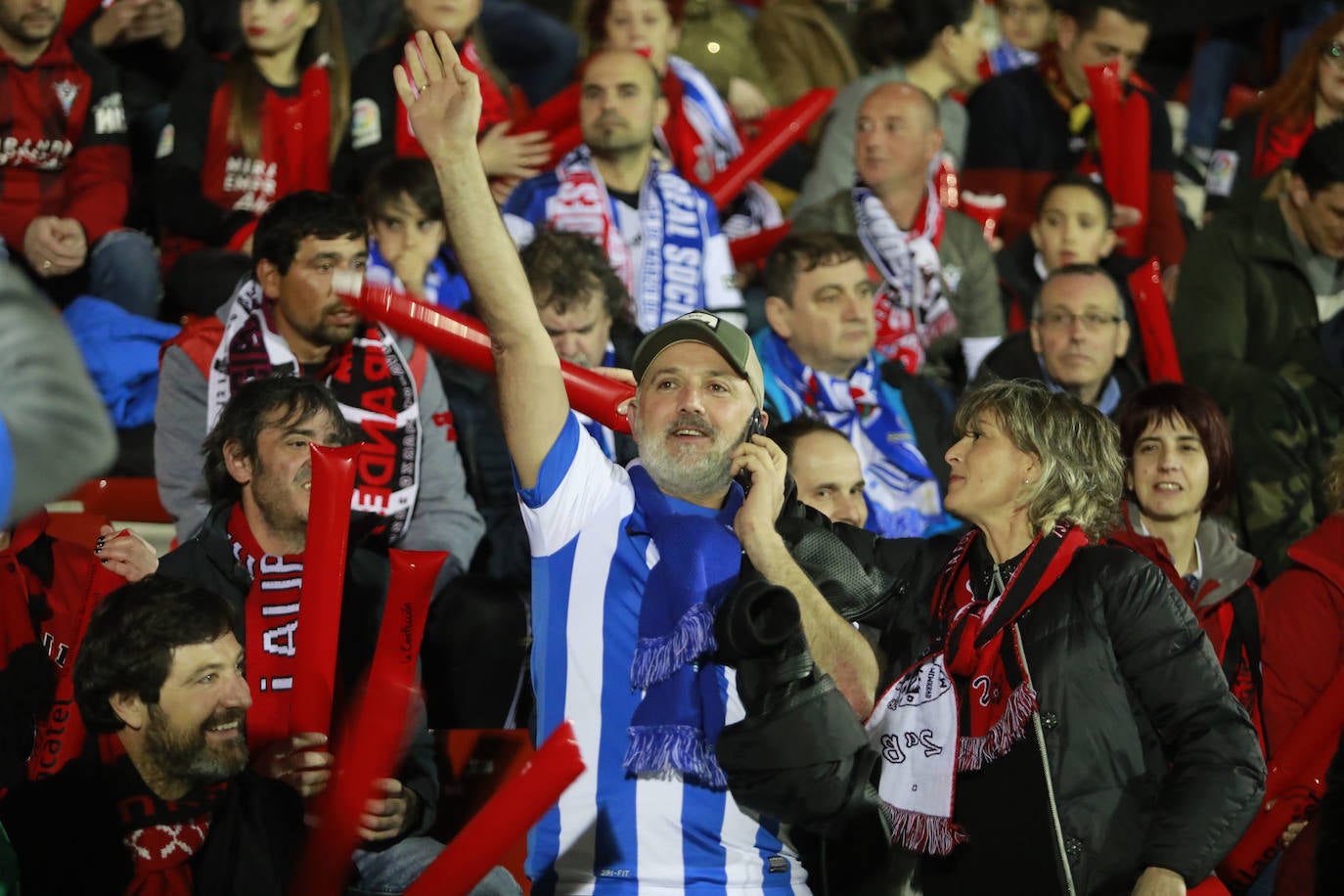 Fotos: Anduva vibra con su equipo a pesar de la derrota