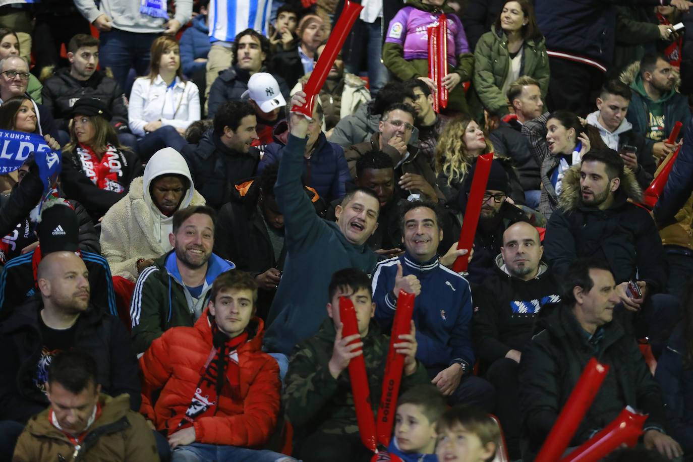 Fotos: Anduva vibra con su equipo a pesar de la derrota