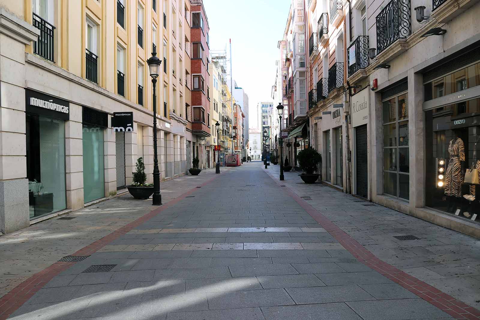 Fotos: Burgos, vacía ante el estado de Alarma Sanitaria por el coronavirus