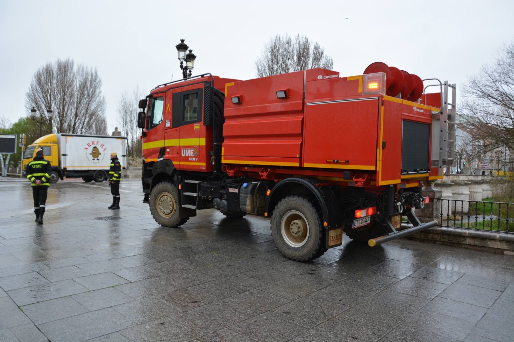 Fotos: La Unidad Militar de Emergencais se despliega en Burgos