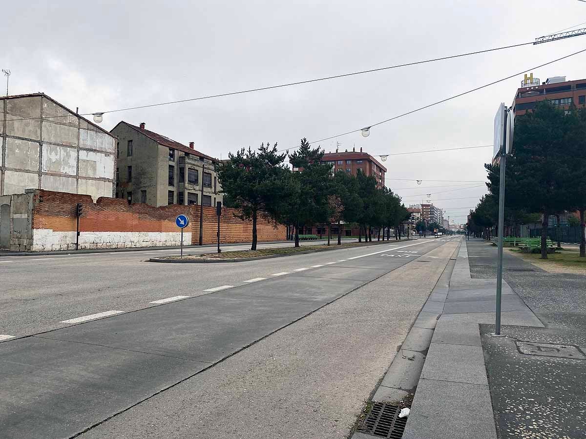 La Plaza Mayor desierta a media mañana.