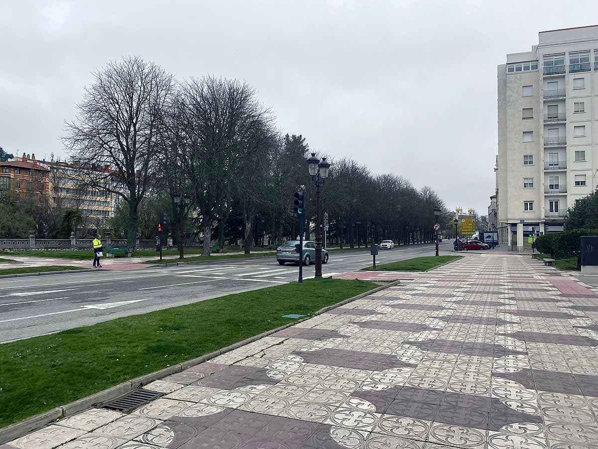 La Plaza Mayor desierta a media mañana.