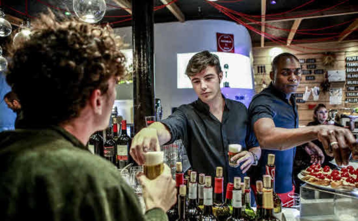 La hostelería es una de las actividades más afectadas por esta crisis.