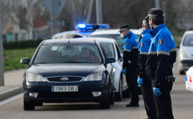 Nueve detenidos y 1.899 denuncias en Castilla y León por circular indebidamente durante el fin de semana