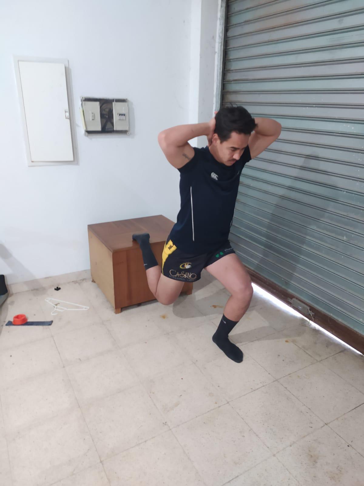 Fotos: Mucha predisposición y una pizca de creatividad en los entrenamientos en casa de los equipos burgaleses