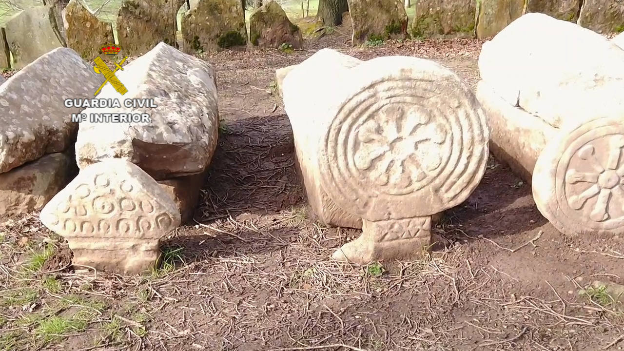 Las estelas habrían sido expoliadas en Burgos, Soria, Guadalajara y Guipúzcoa | Han sido identificadas siete personas a quienes se les atribuye los supuestos delitos de receptación de bienes arqueológicos algunos de ellos pertenecientes al Patrimonio Vasco. 