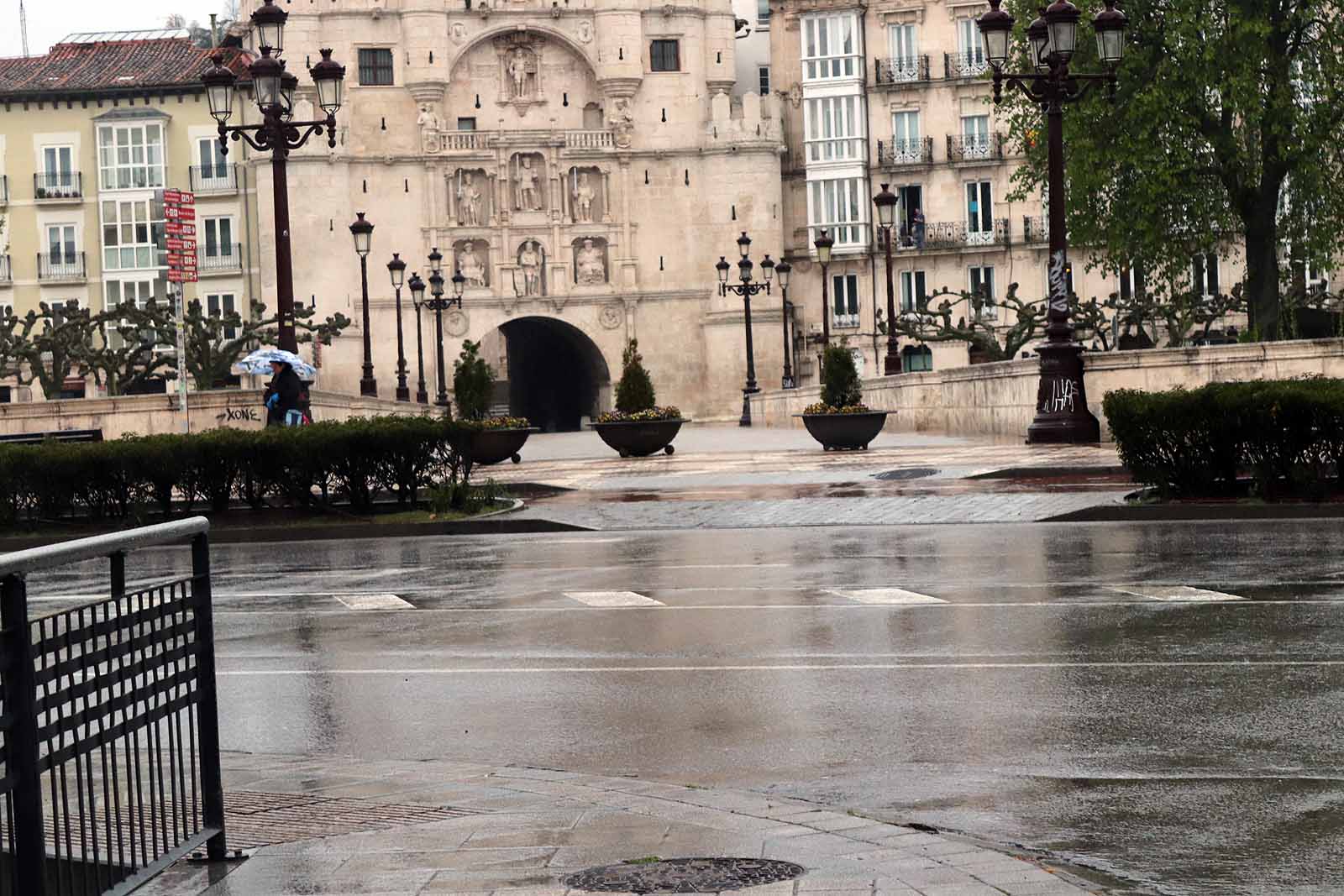 Fotos: Lluvia en un Jueves Santo atípico