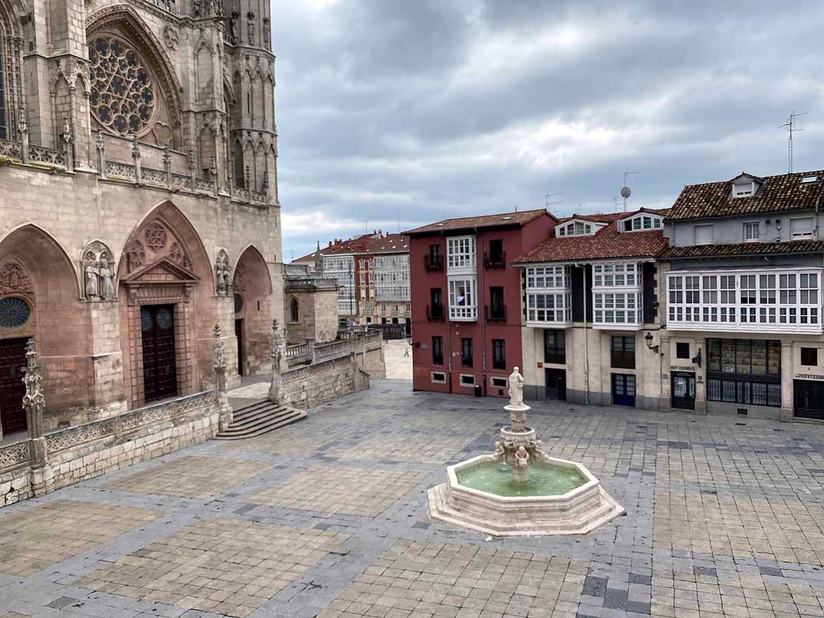 Un atípico Domingo de Pascua en Burgos.