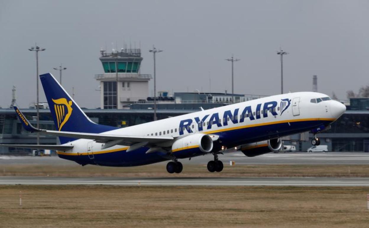 Avión de Ryanair 