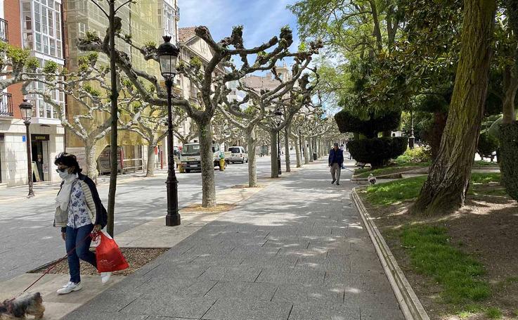 Un martes soleado en Burgos para pasear y salir a comprar