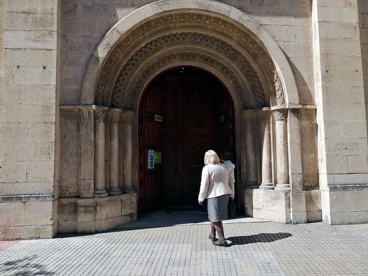 Fotos: Burgos retoma las celebraciones religiosas después de dos meses
