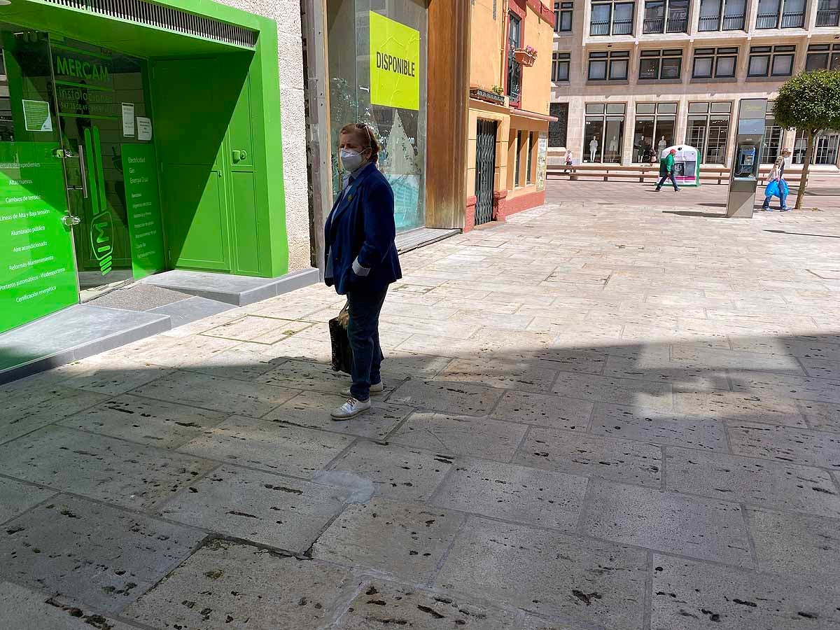 Fotos: Desfile de mascarillas en las calles de Burgos