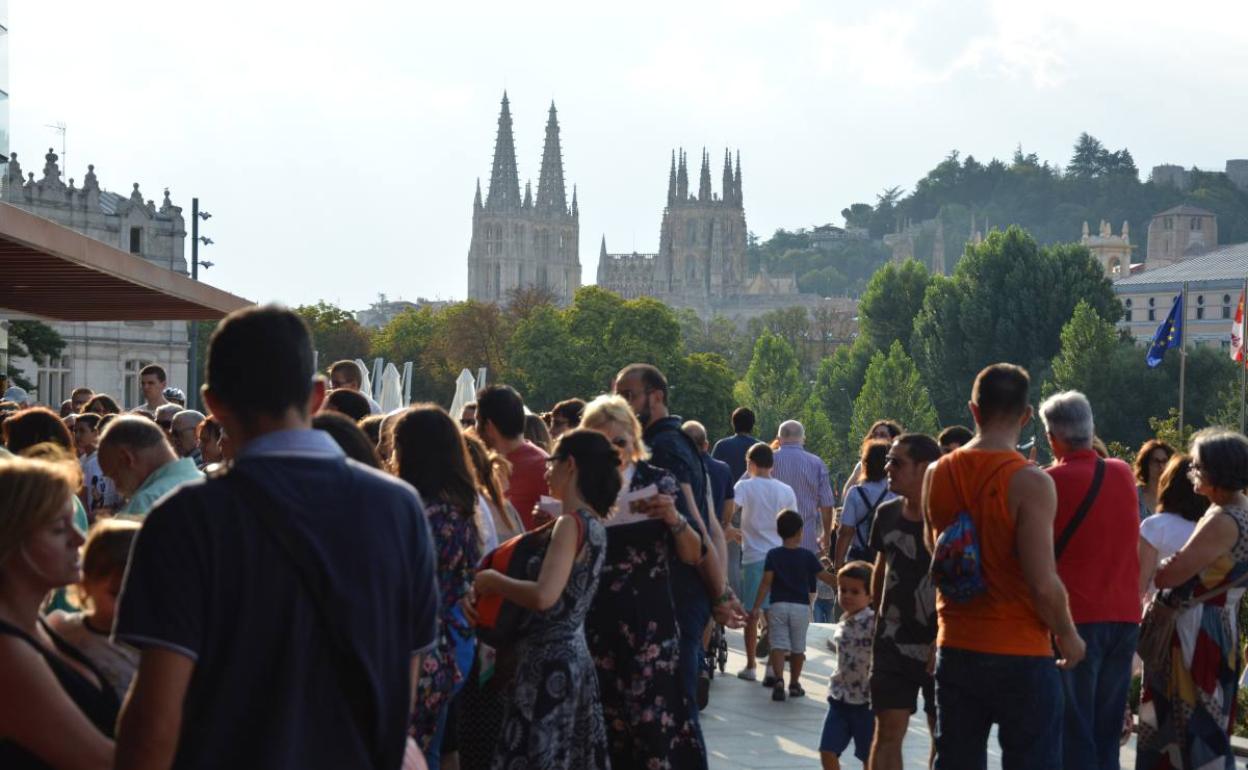 Turistas en Burgos. 