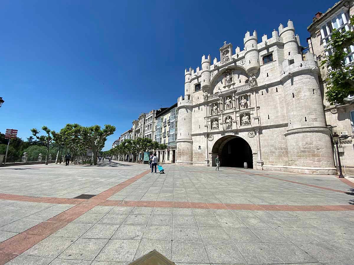 Burgos Fotos: El verano se adelanta en la capital