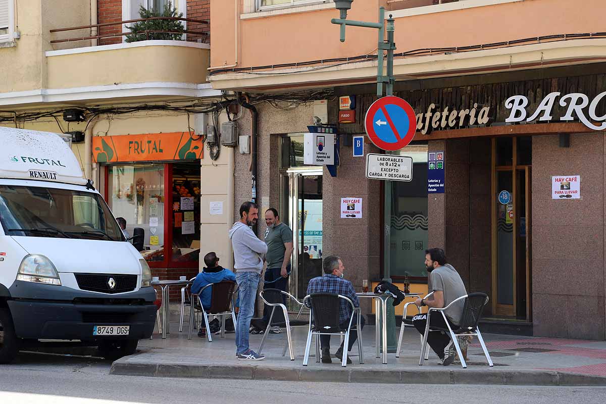 Desescalada Fotos: Las terrazas devuelven la alegría a las calles de Burgos