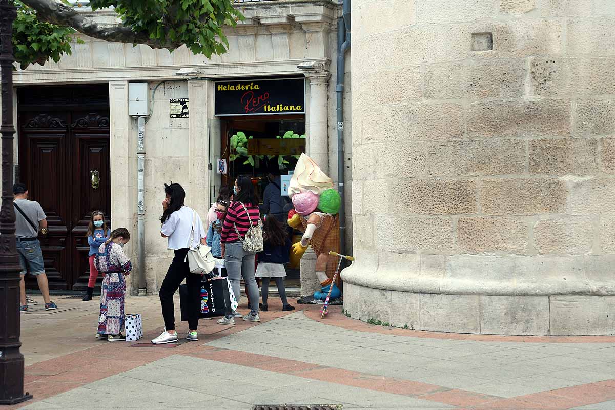 Desescalada Fotos: Tarde de cafés y cañas con amigos en Burgos