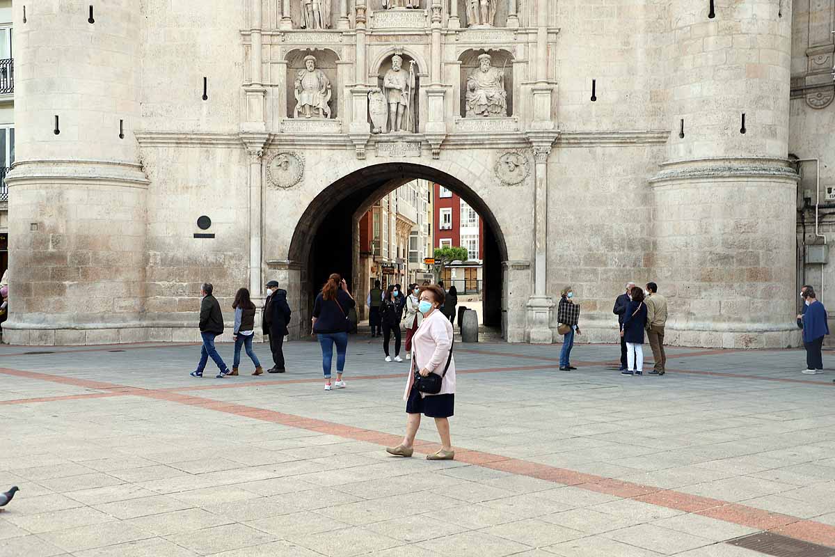 Desescalada Fotos: Tarde de cafés y cañas con amigos en Burgos