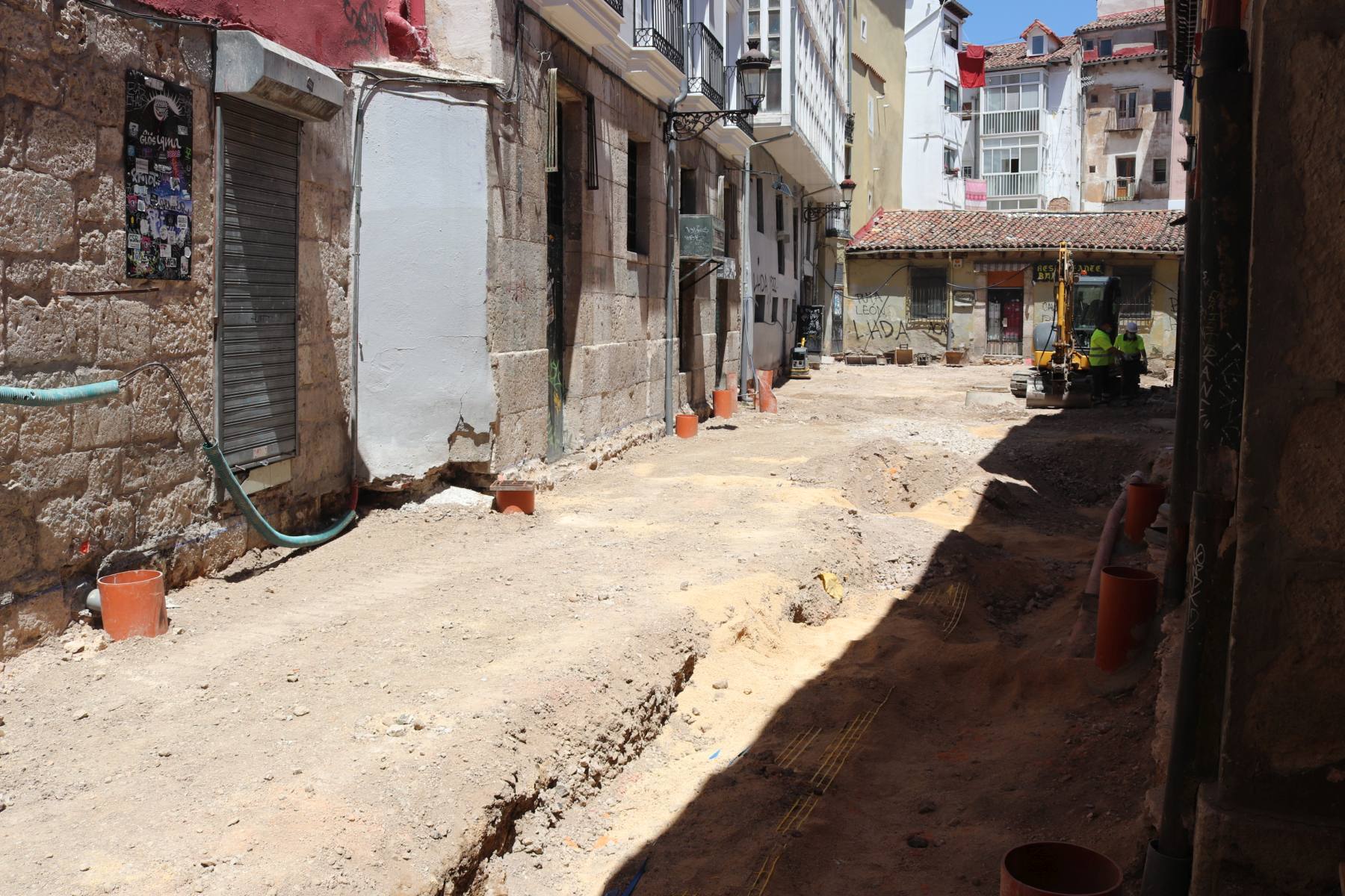 En la Llana de Afuera se han localizado restos de varias viviendas. 