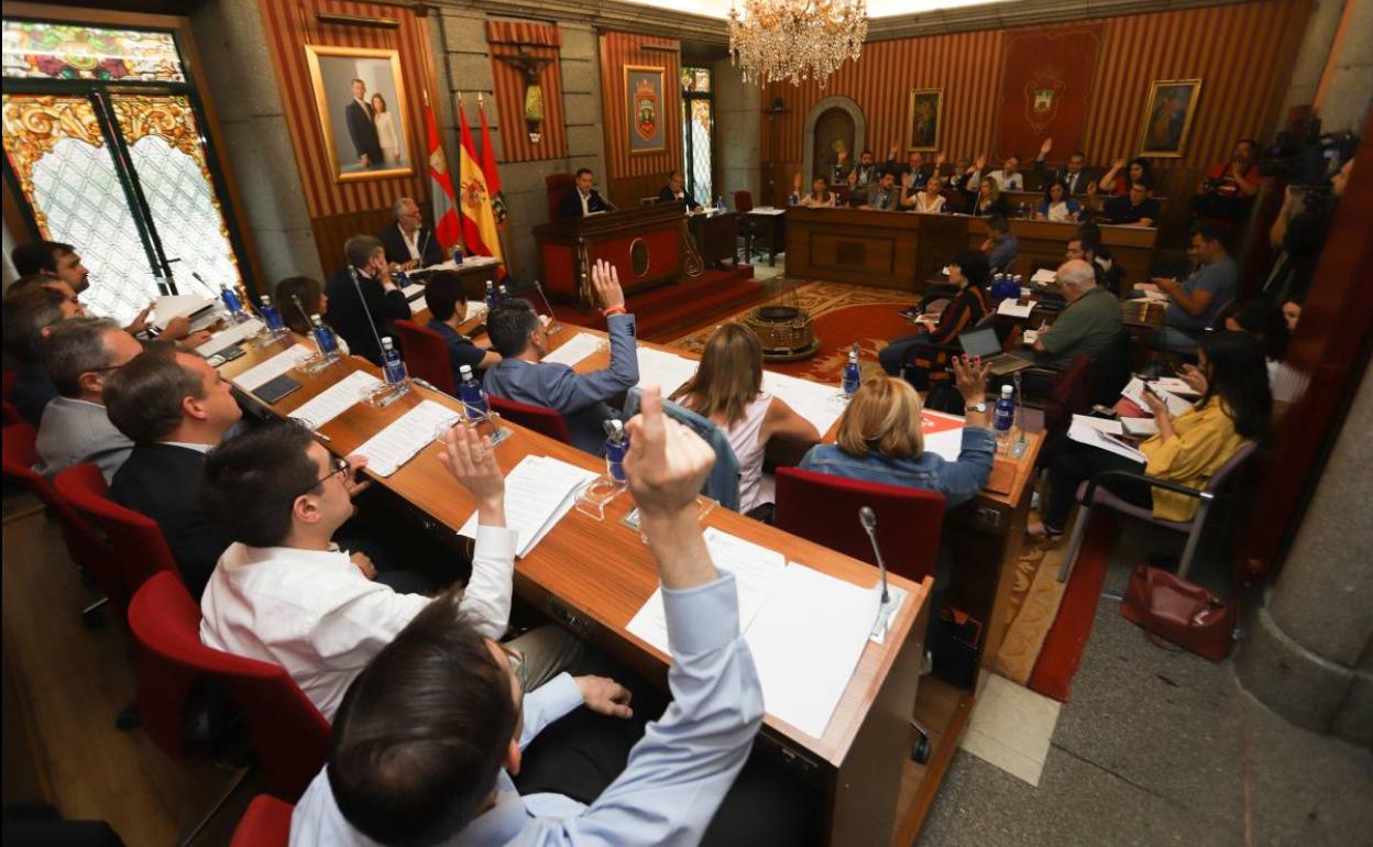 Pleno del Ayuntamiento de Burgos. 