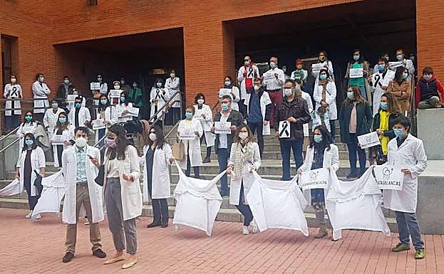 Los médicos dicen 'basta' y exigen una sanidad de calidad sin precariedad laboral