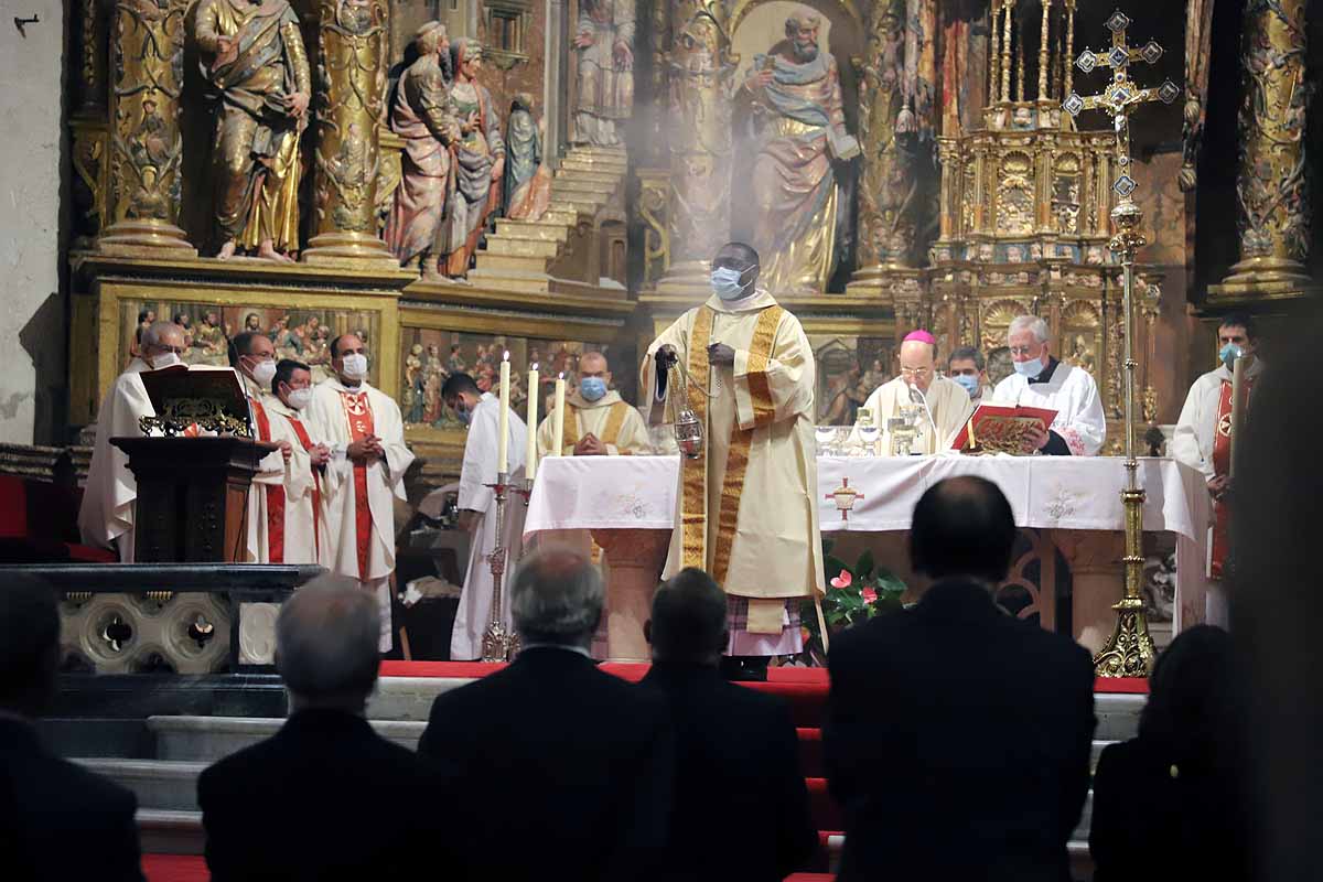 Fotos: El Corpus en tiempos de pandemia en Burgos