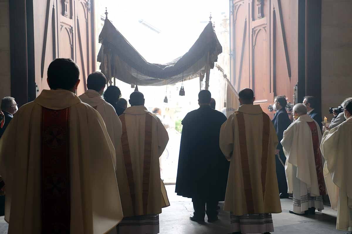 Fotos: El Corpus en tiempos de pandemia en Burgos