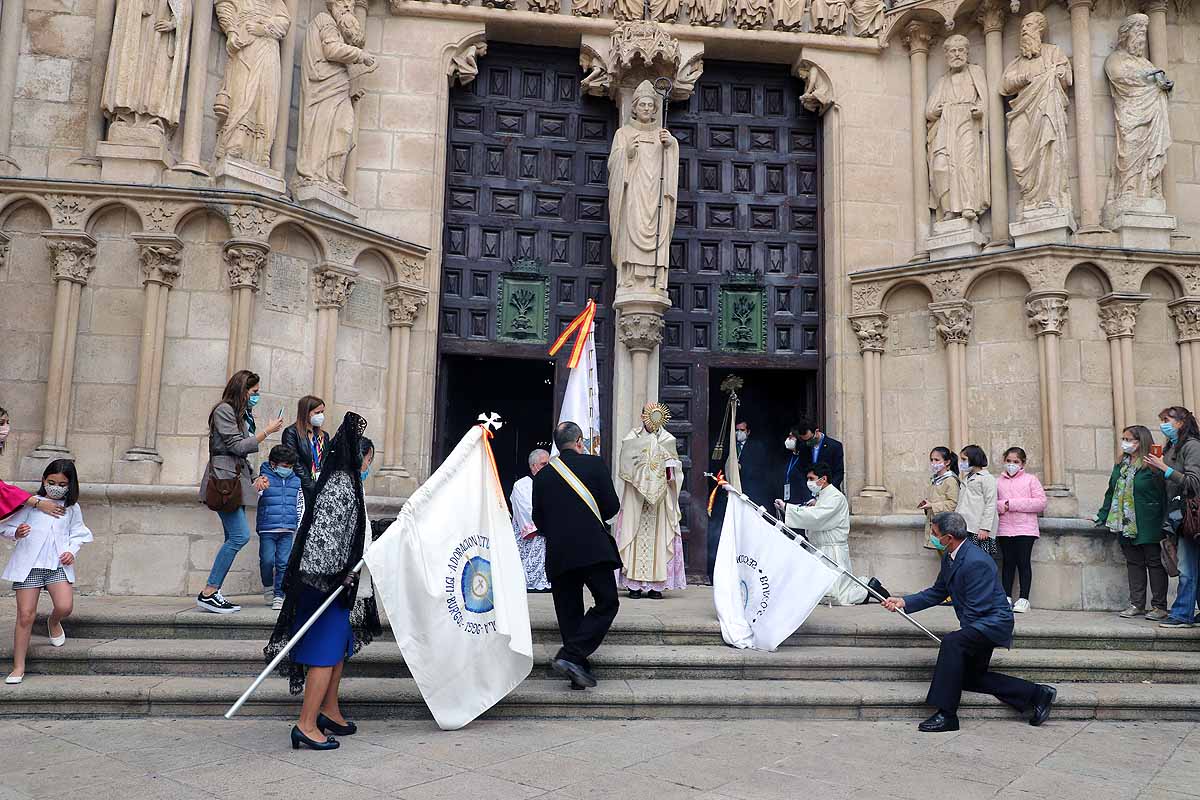 Fotos: El Corpus en tiempos de pandemia en Burgos