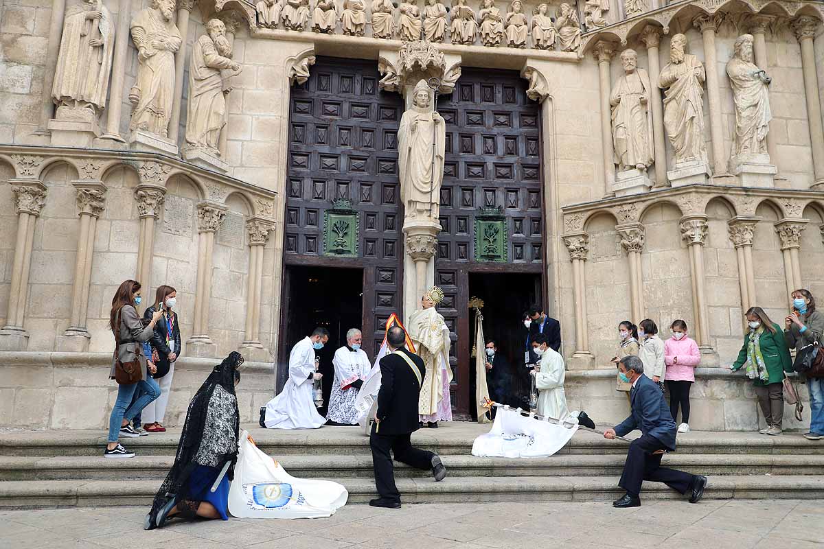 Fotos: El Corpus en tiempos de pandemia en Burgos