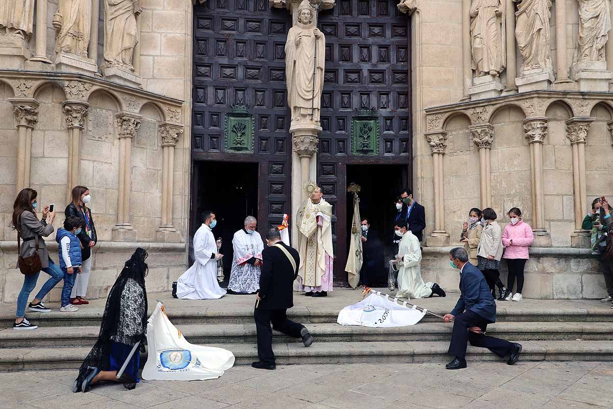 Fotos: El Corpus en tiempos de pandemia en Burgos