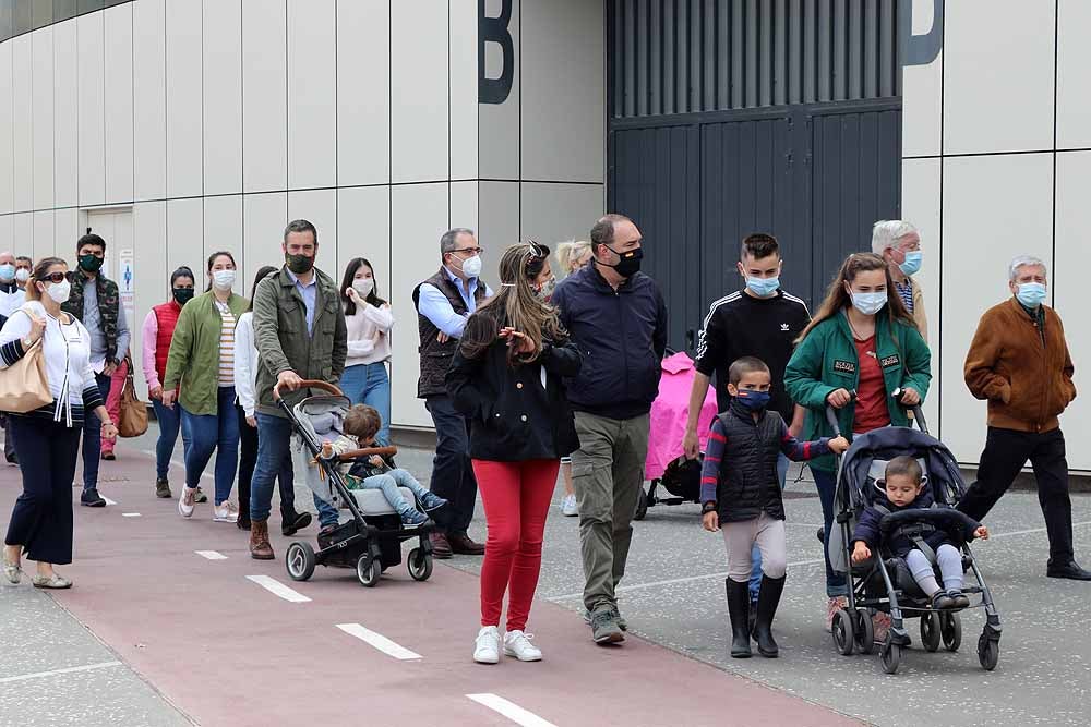 Fotos: El mundo del toro sale a la calle en Burgos para exigir libertad e igualdad de trato para aficionados y profesionales