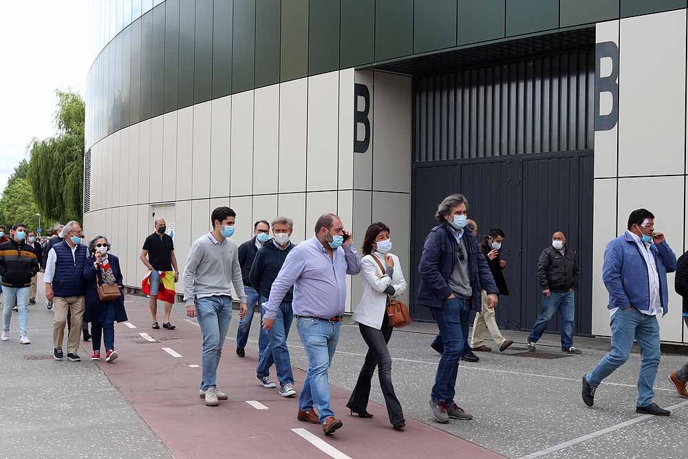 Fotos: El mundo del toro sale a la calle en Burgos para exigir libertad e igualdad de trato para aficionados y profesionales