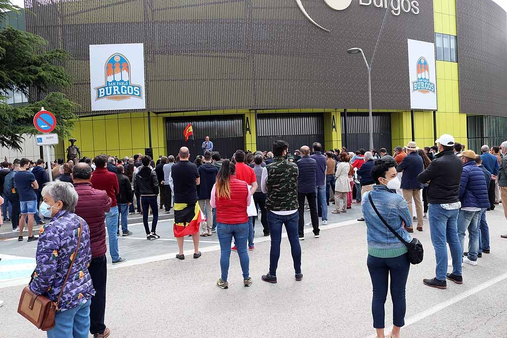 Fotos: El mundo del toro sale a la calle en Burgos para exigir libertad e igualdad de trato para aficionados y profesionales