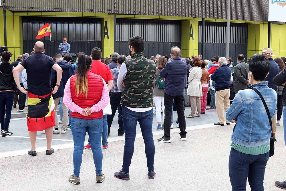 Fotos: El mundo del toro sale a la calle en Burgos para exigir libertad e igualdad de trato para aficionados y profesionales