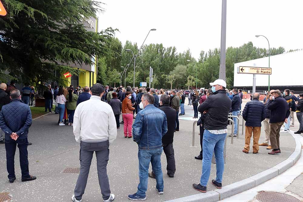 Fotos: El mundo del toro sale a la calle en Burgos para exigir libertad e igualdad de trato para aficionados y profesionales