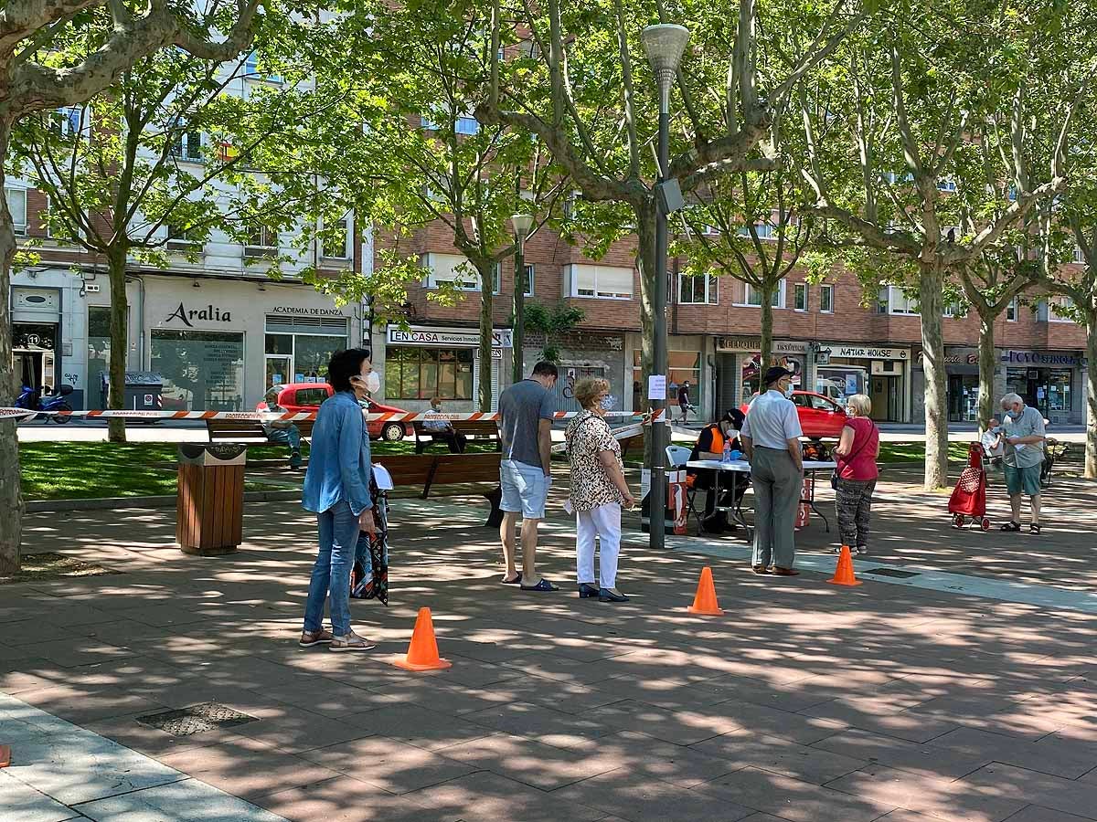 Fotos: Que nadie se quede sin su mascarilla en Burgos