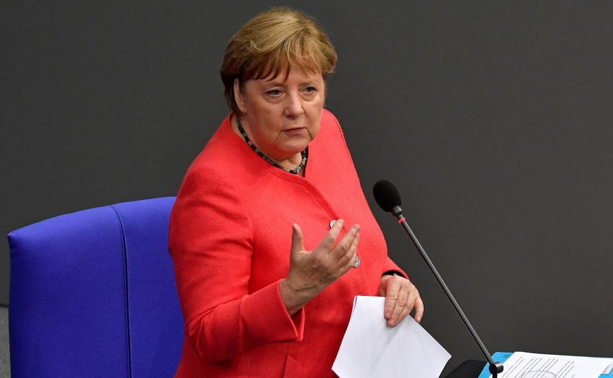 Angela Merkel, durante su intervención en el Parlamento alemán. 